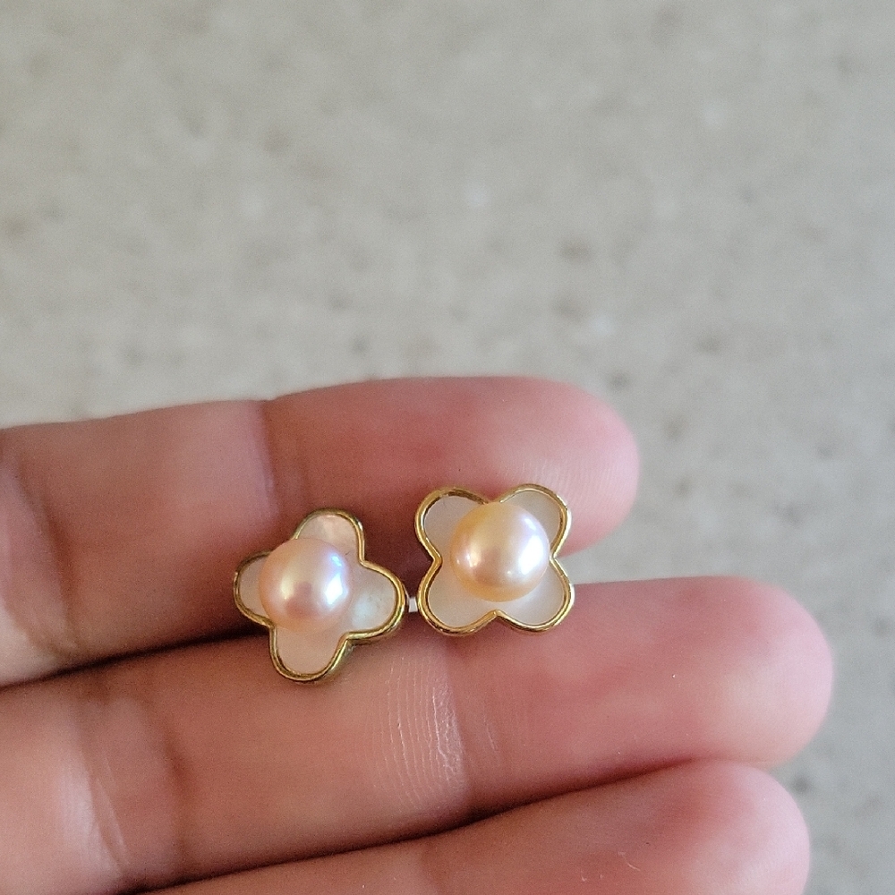 Gold Pearl Flower Stud Earrings